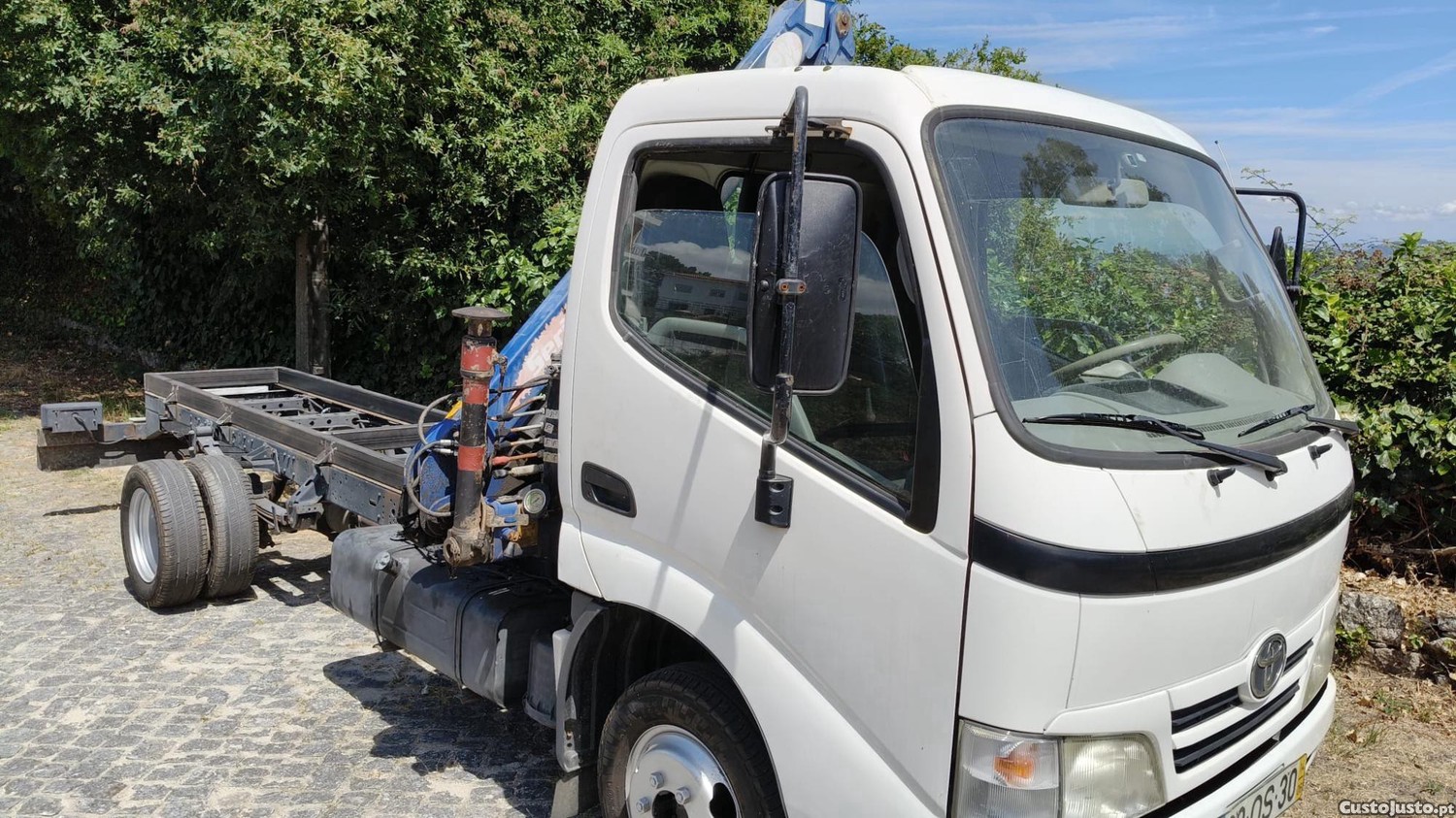 Toyota Dyna D4D com grua — fotografia 4