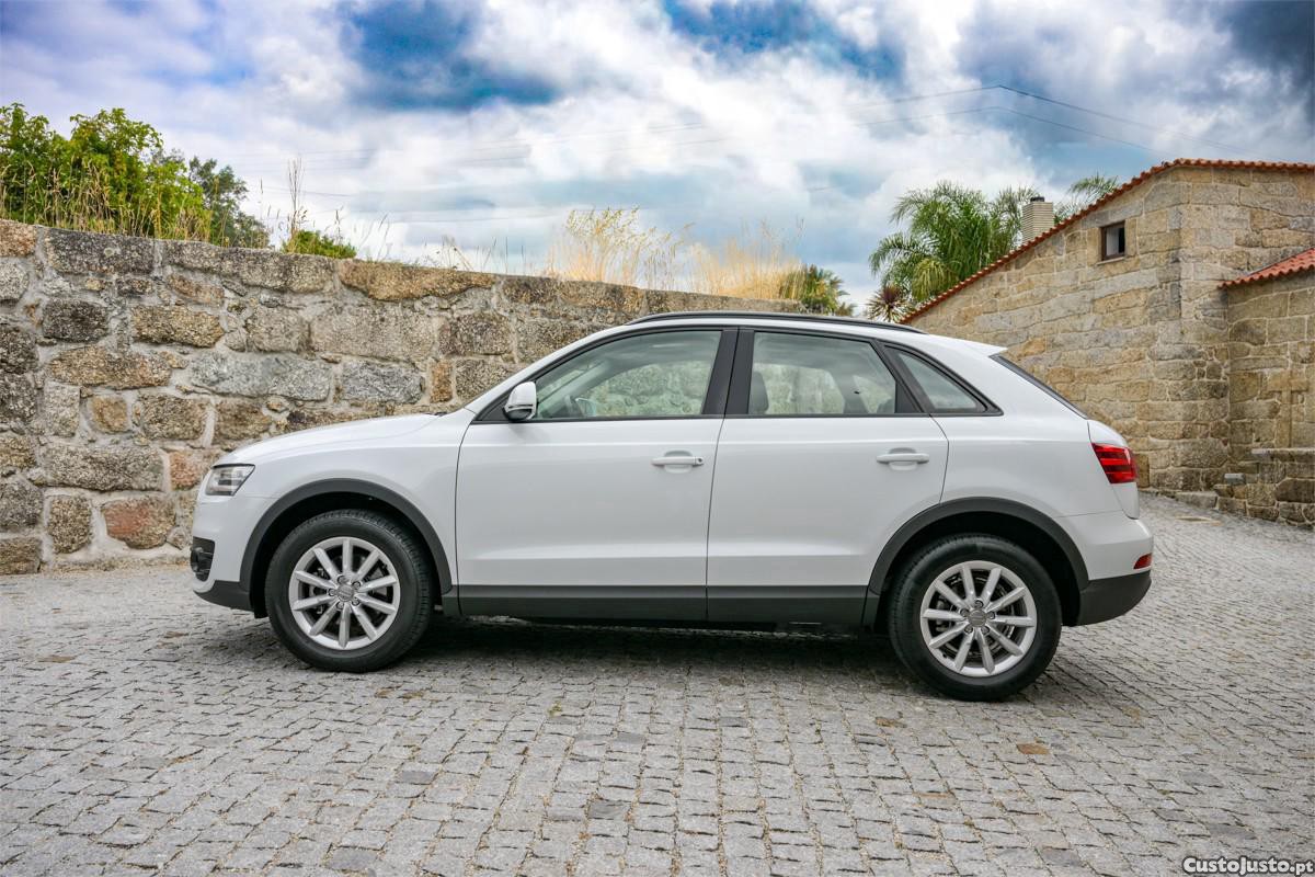 Audi Q3 2.0 TDi Attraction — fotografia 20