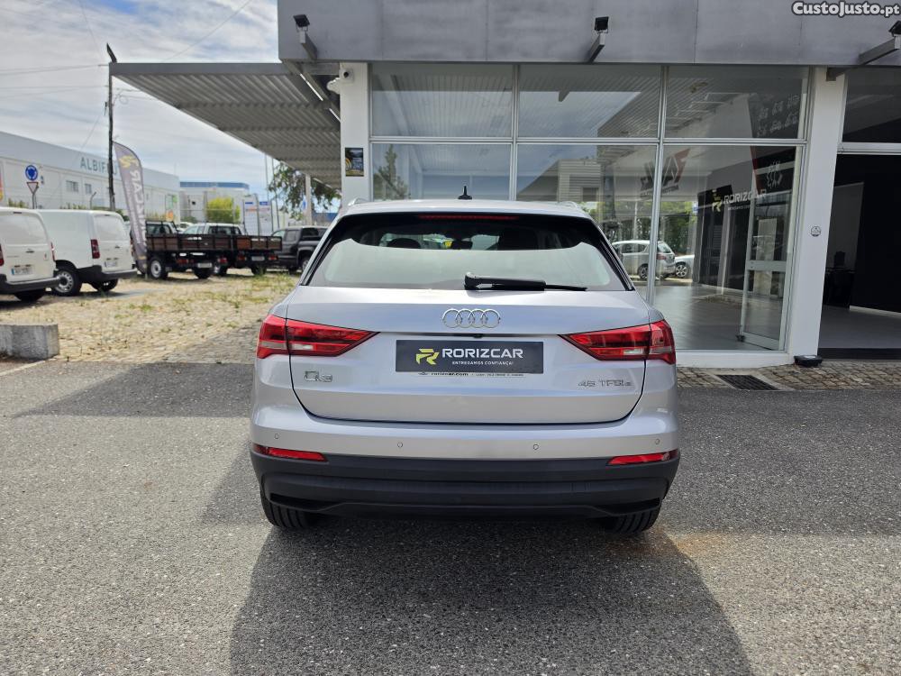Audi Q3 45 TFSIe S Tronic — fotografia 15