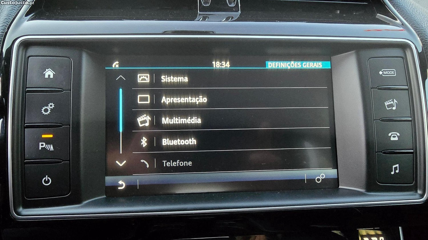 Jaguar XE 2.0 D R-Sport — fotografia 8