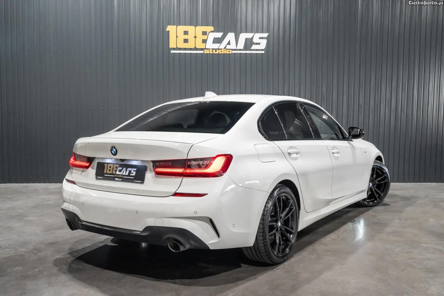 BMW 330 i Aut. M Sport — fotografia 21