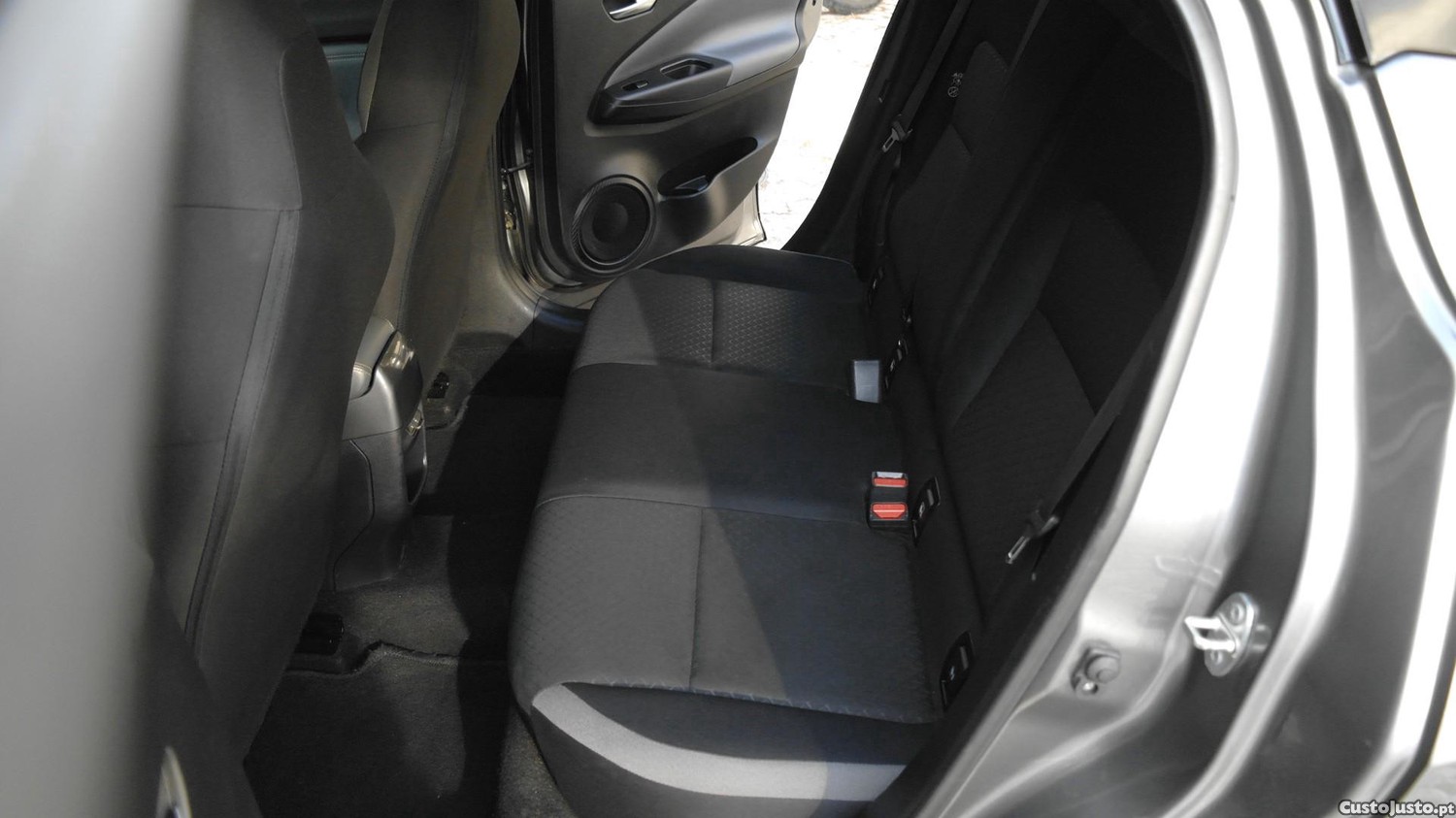Nissan Juke 1.0 DIG-T Enigma — fotografia 4