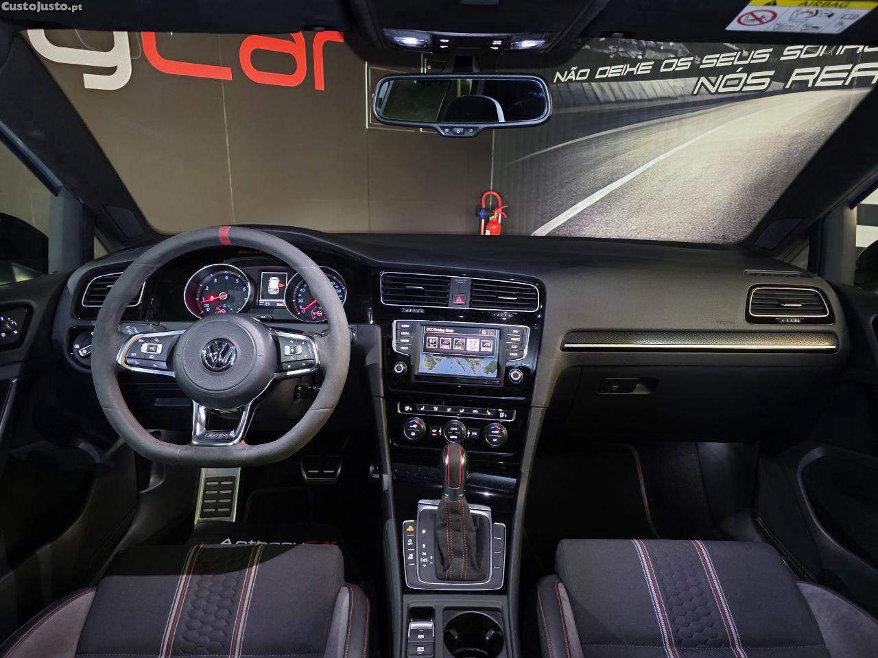 Volkswagen Golf 7 GTI CLUBSPORT 265CV — fotografia 7