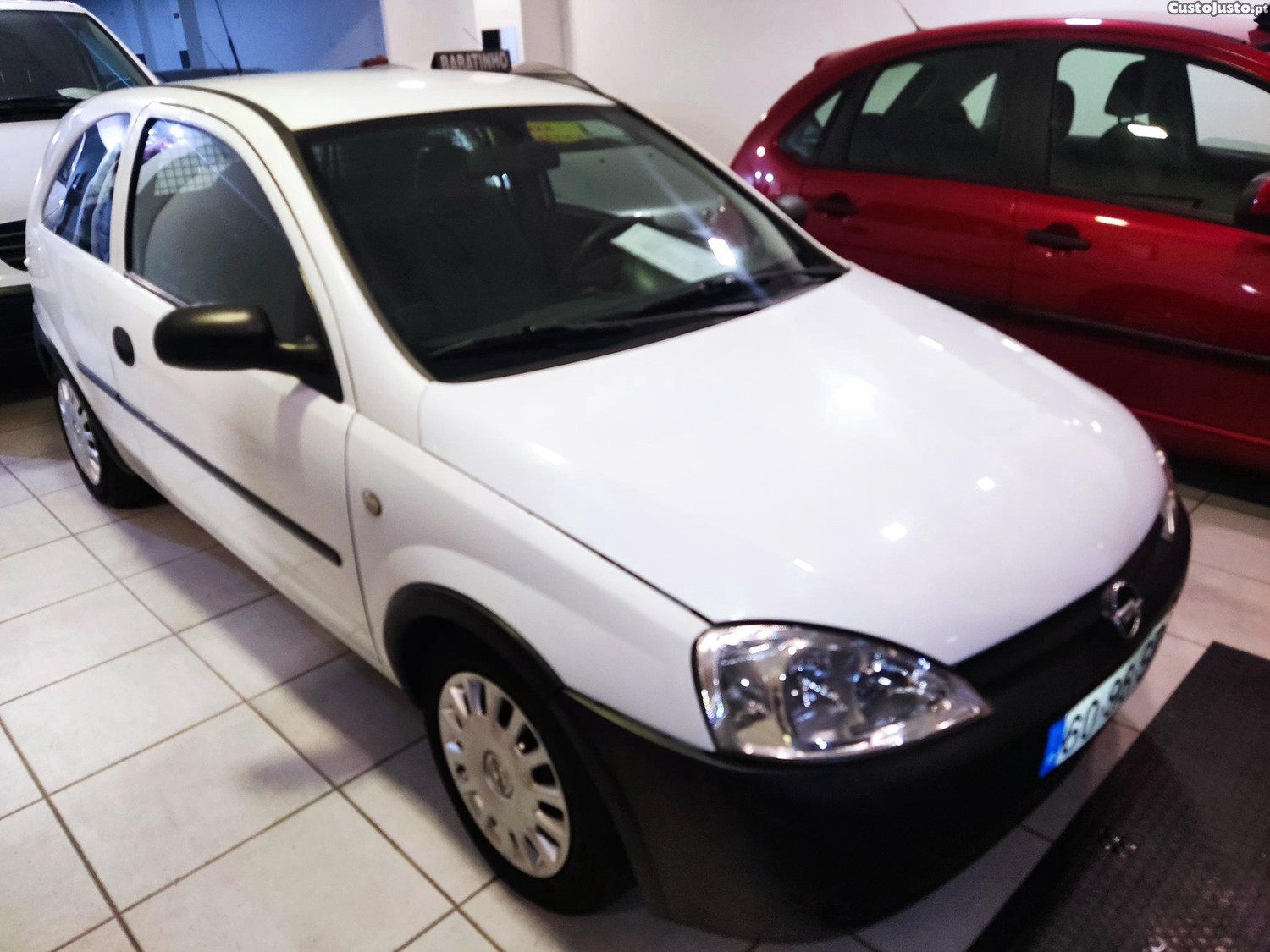 Opel Corsa 1.7 dti. Só 1950
