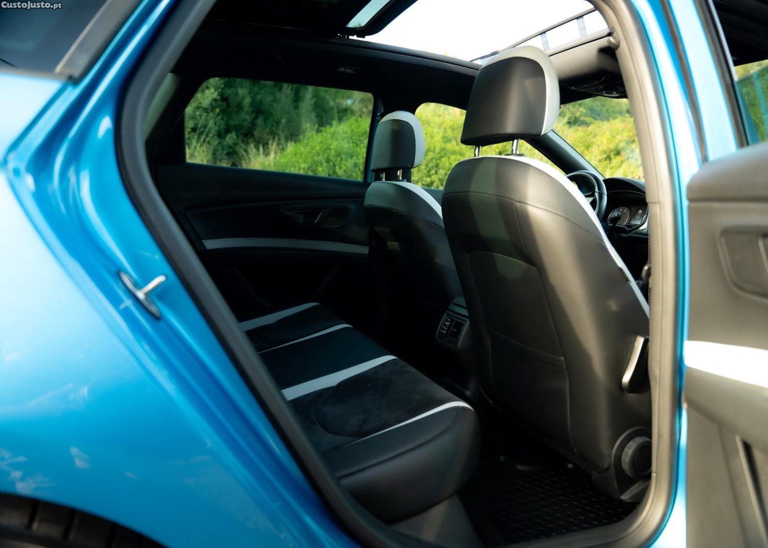 SEAT Leon 2.0 TSI S&S DSG Cupra 290 — fotografia 25