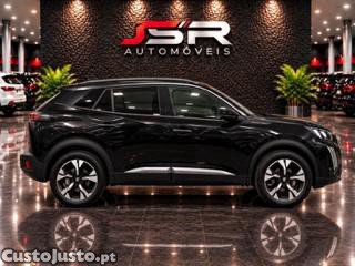 Peugeot 2008 1.2 PureTech Allure — photo 2