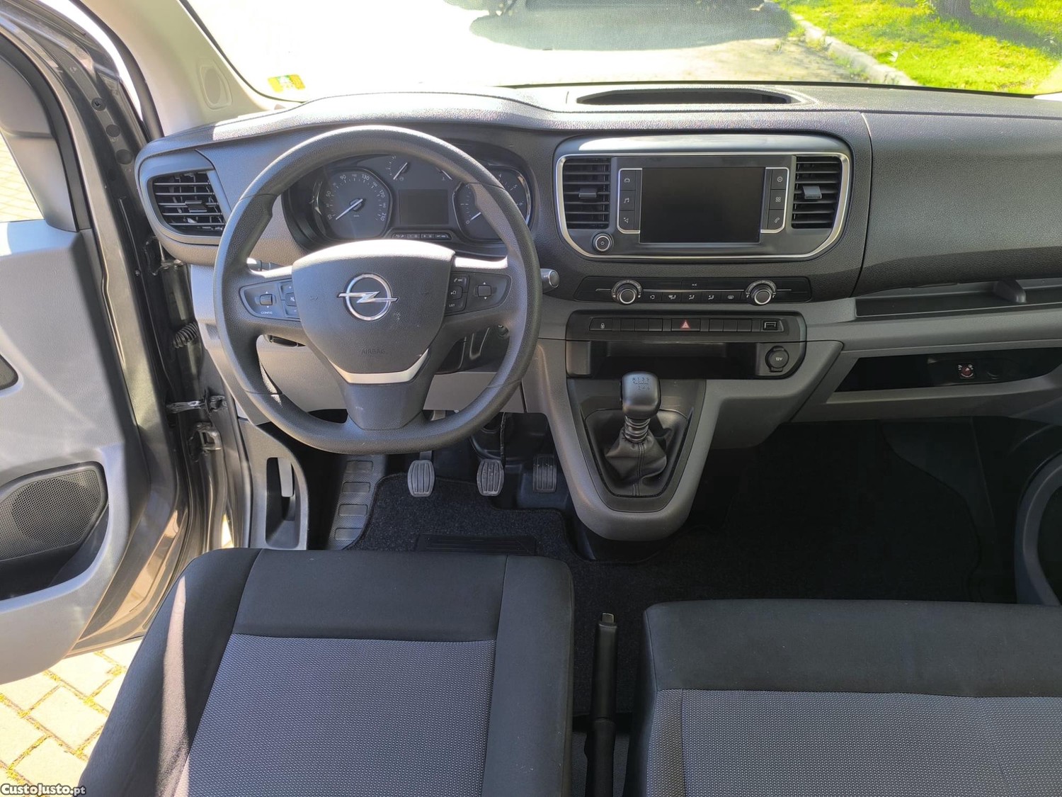 Opel Vivaro 1.5 CDTi L2H1 Enjoy - 21 — photo 5