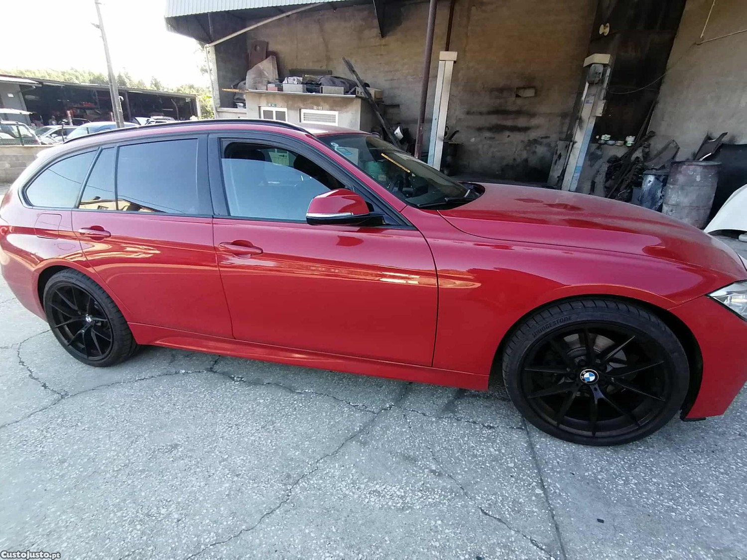 BMW 320 Pack M — fotografia 2