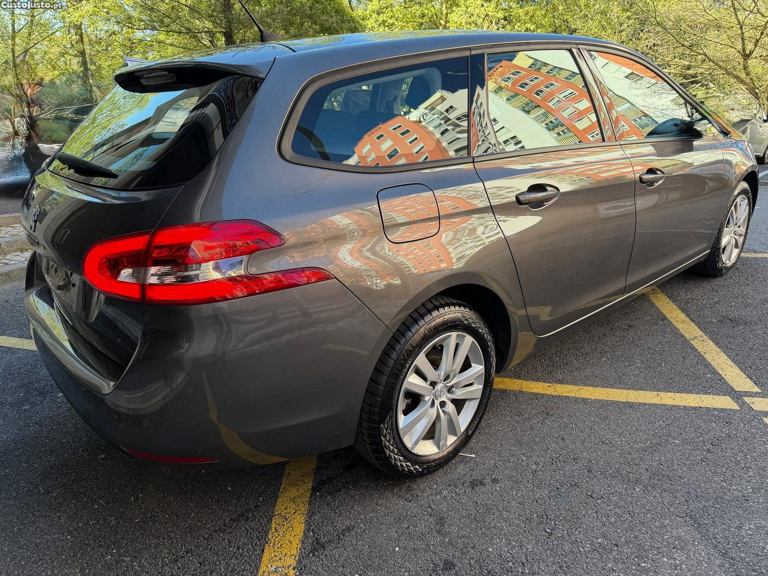 Peugeot 308 SW 1.5 BlueHDi Active — fotografia 8