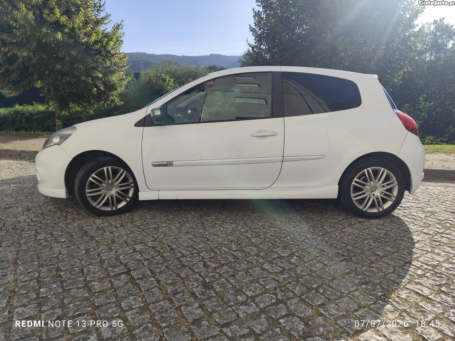 Renault Clio 1.5 dCi Gordini GTs — fotografia 16