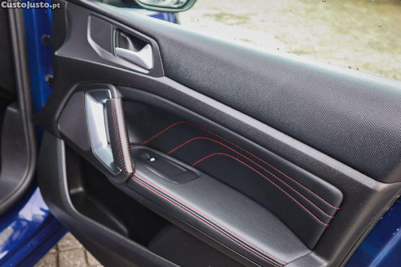 Peugeot 308 Gt line — fotografia 4