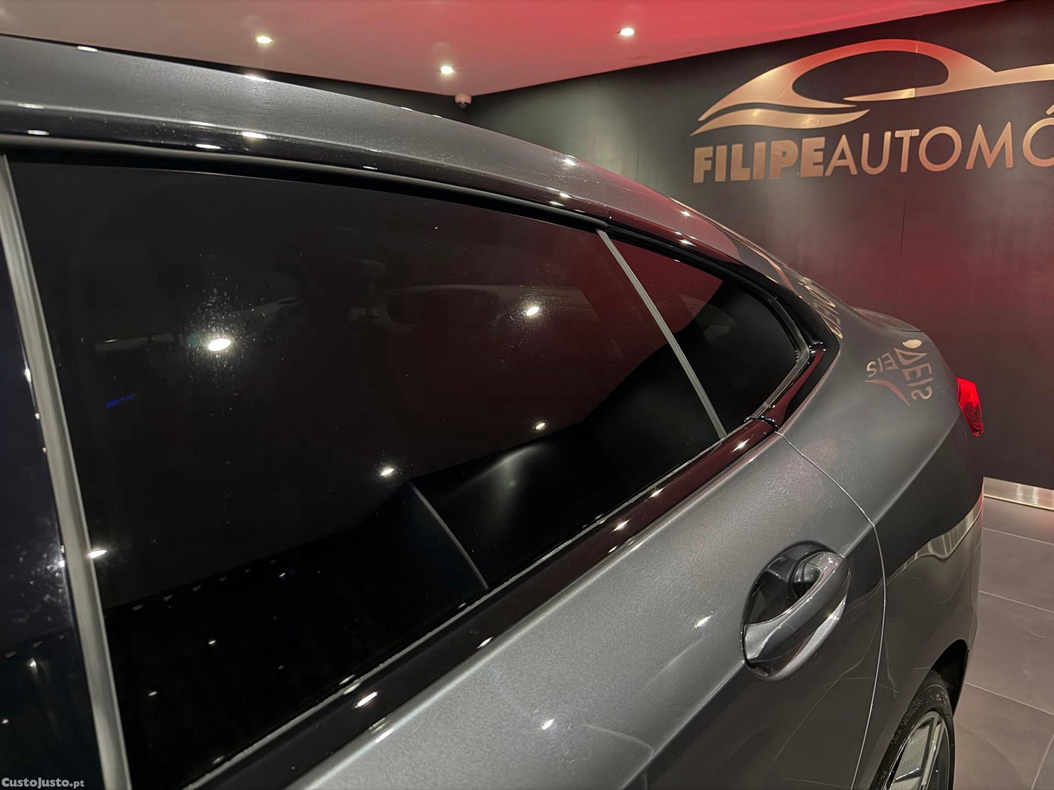 BMW 216 d Pack Desportivo M — fotografia 15
