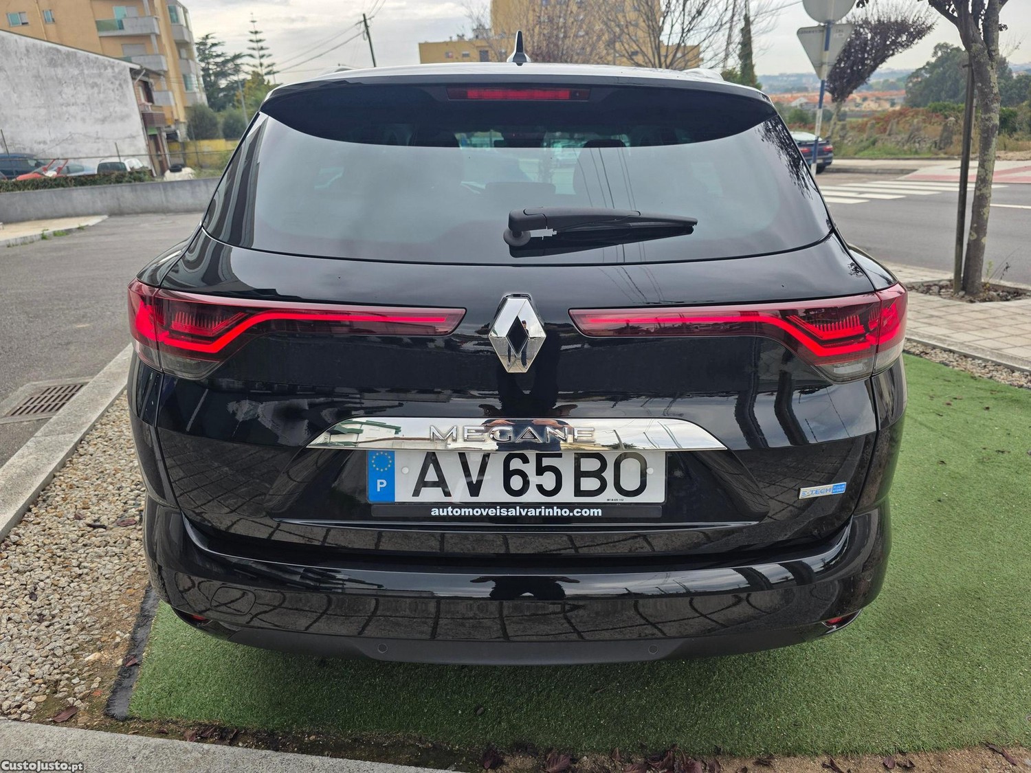 Renault Mégane Sport Tourer 1.6 E-Tech Plug In Hybrid — fotografia 2