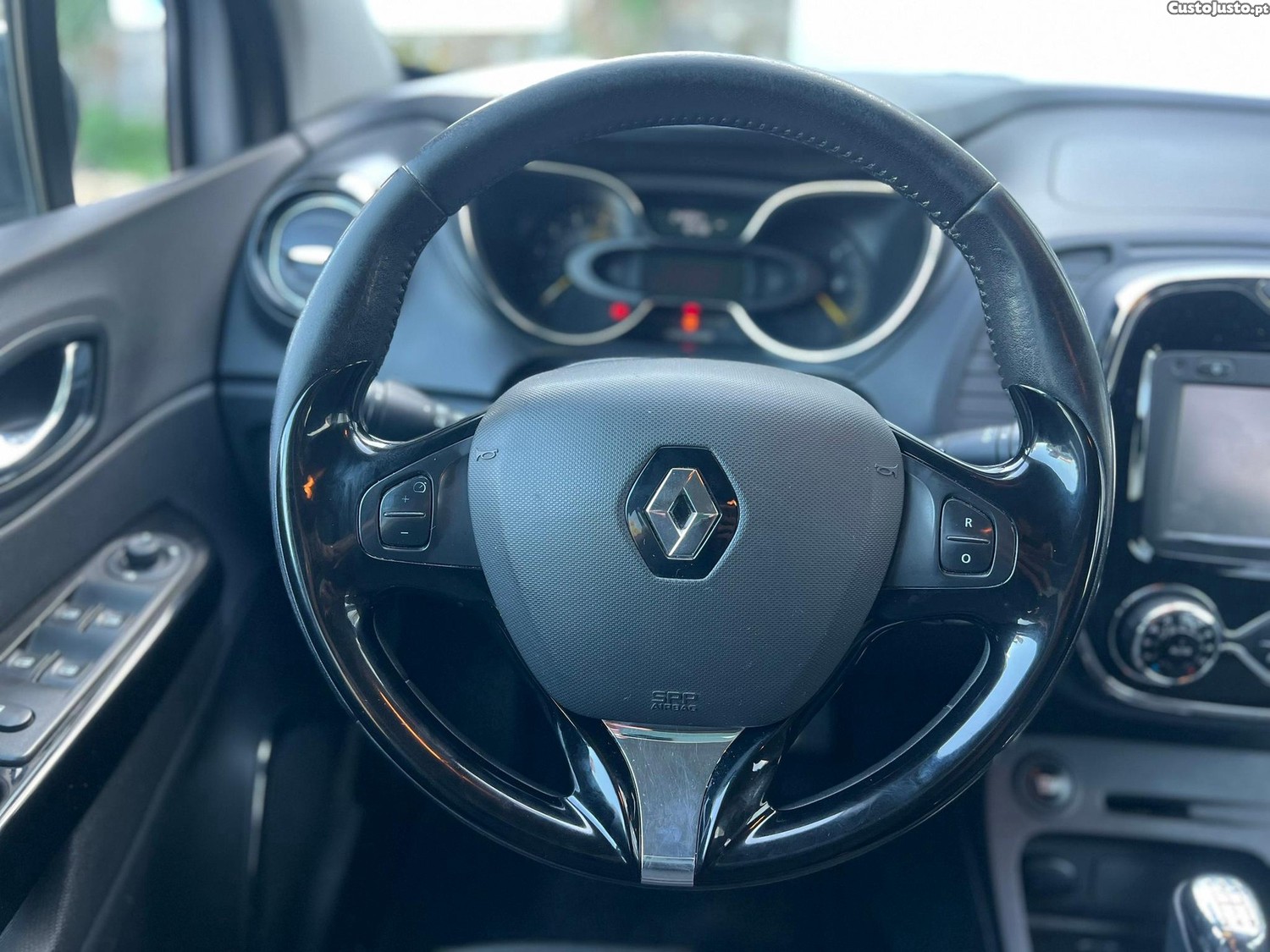 Renault Captur 1.5 dCi Sport — fotografia 14