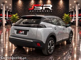 Peugeot 2008 1.2 PureTech Allure — photo 4