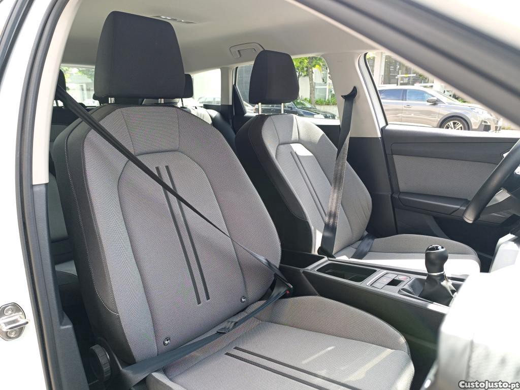 SEAT Leon ST 2.0 TDI Style — fotografia 18