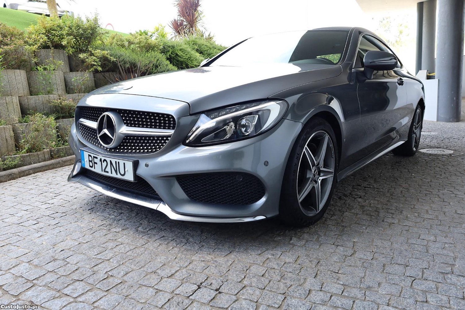Mercedes-Benz C 180 Coupé AMG — fotografia 15