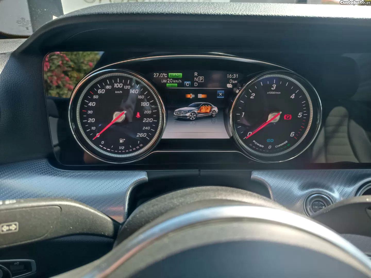 Mercedes-Benz E 300 De avantgarde — fotografia 11
