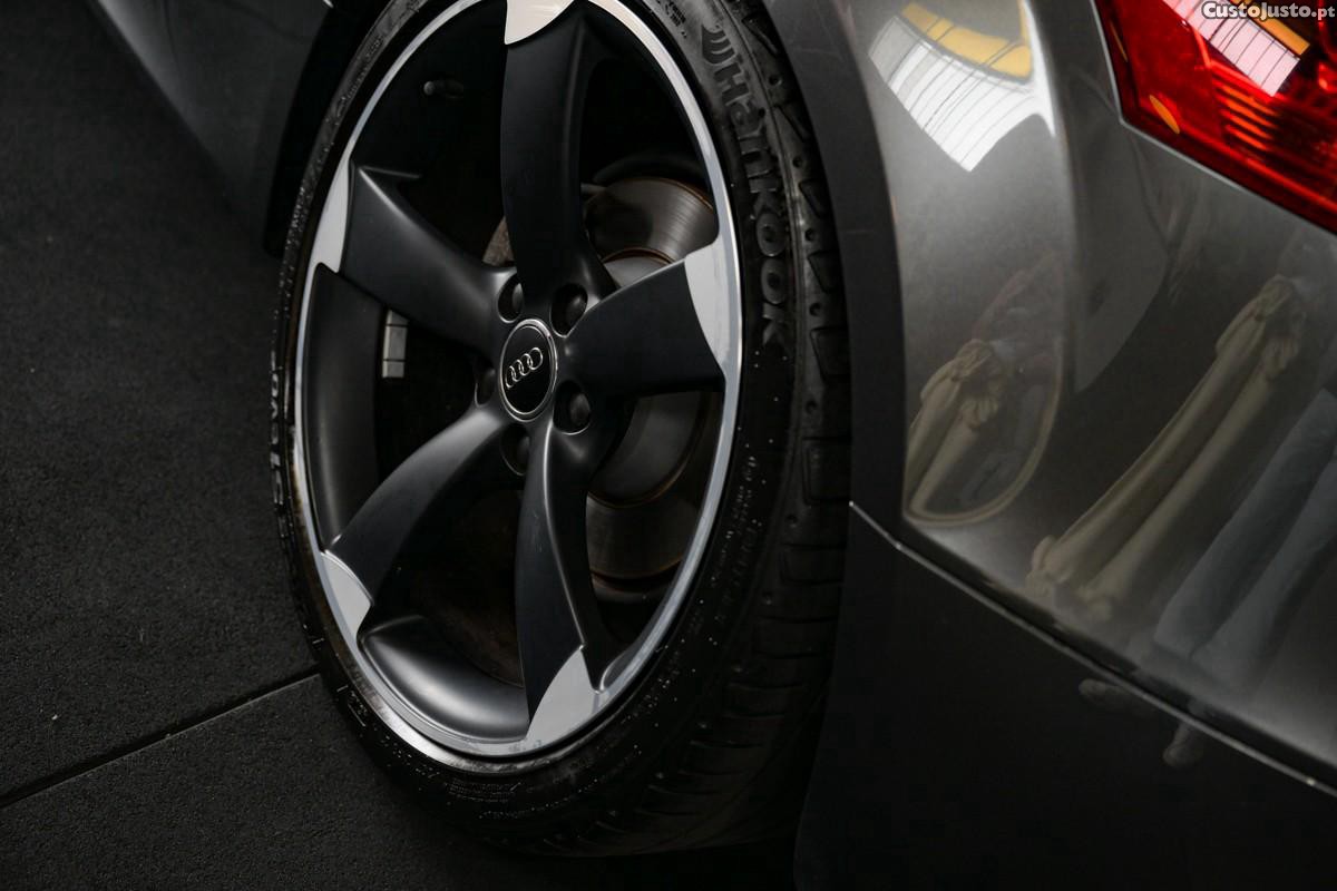 Audi TT Roadster 1.8 TFSi S-line S tronic — fotografia 3