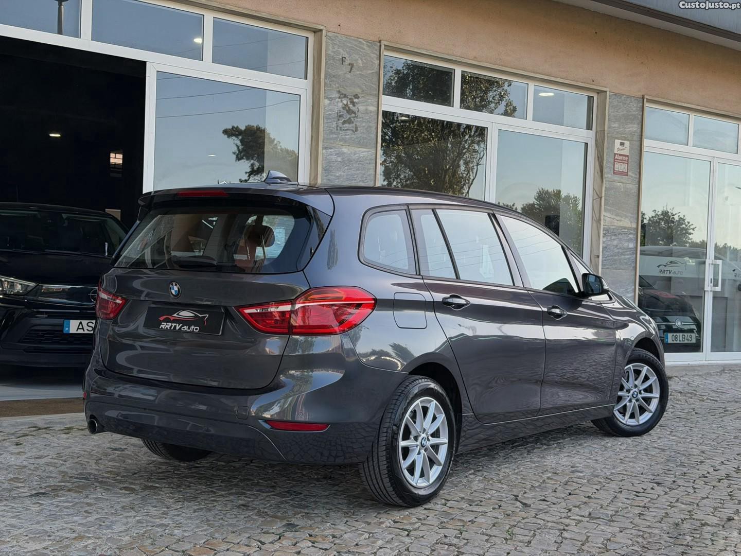 BMW 216 Gran Tourer d 7L Advantage — fotografia 13