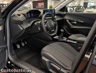 Peugeot 2008 1.2 PureTech Allure — photo 5