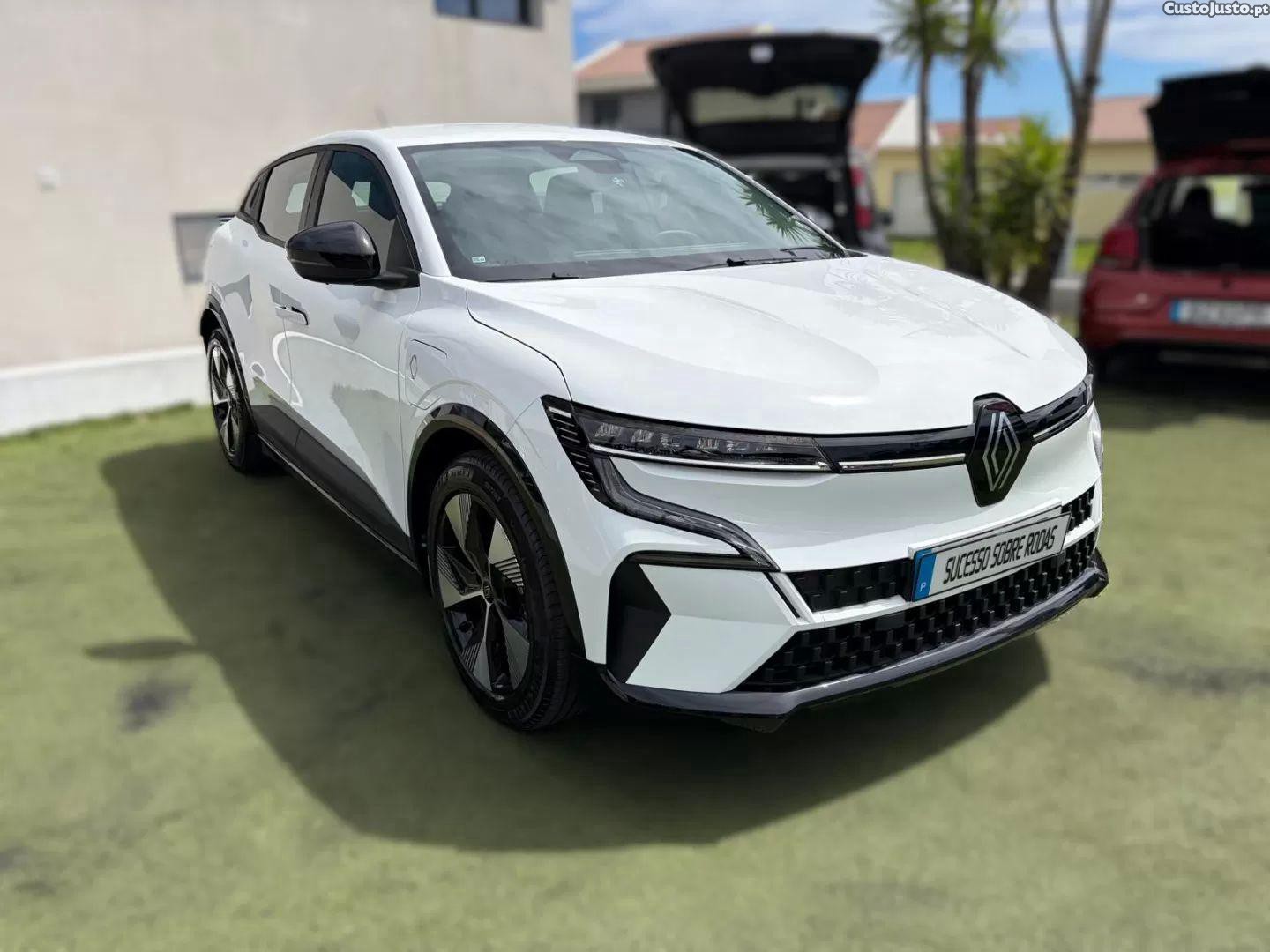 Renault Mégane Ev40 equilibre — fotografia 14