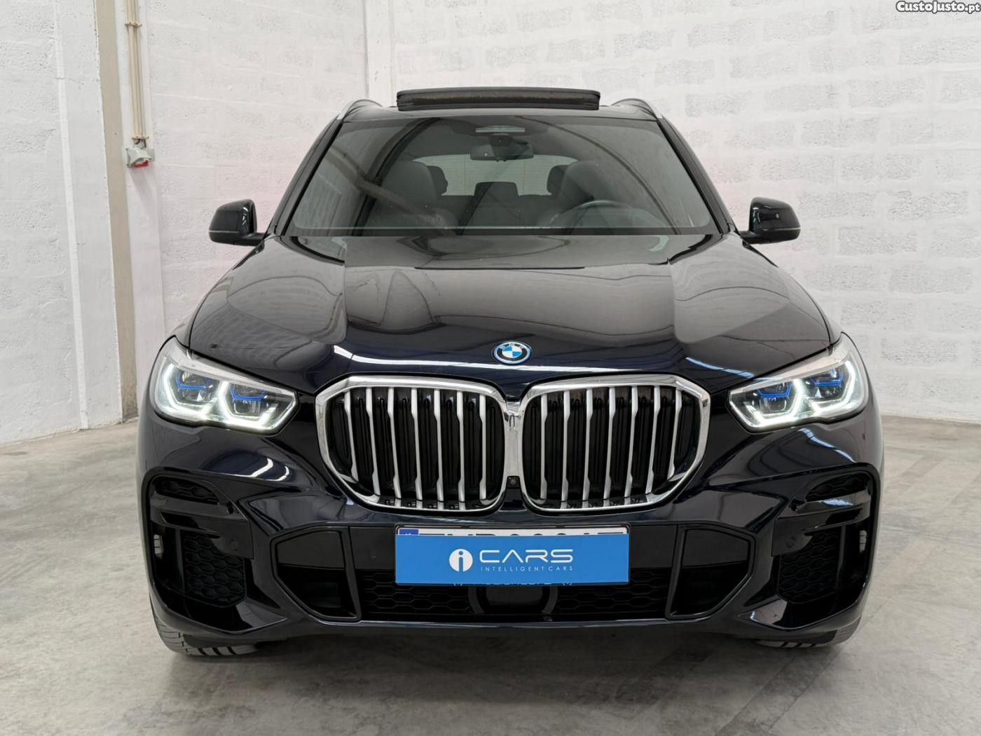 BMW X5 45 e xDrive Pack M — fotografia 18