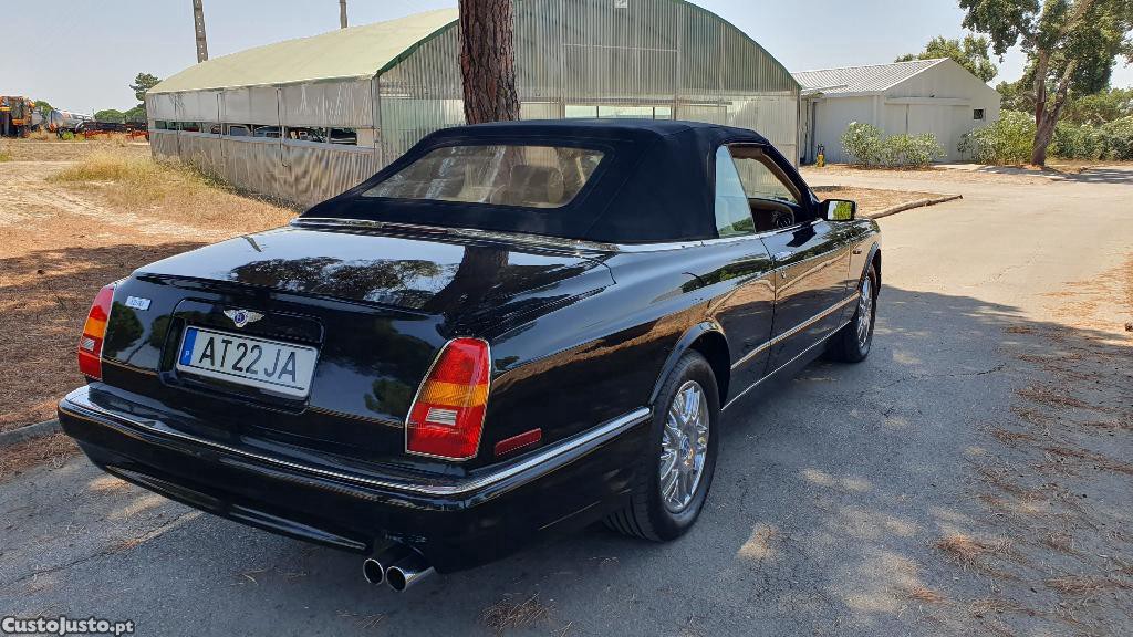 Bentley Azure Cabrio — fotografia 2