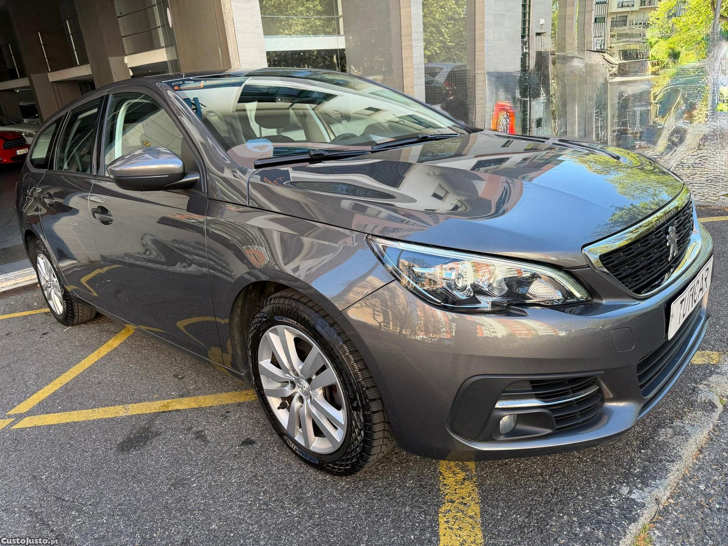 Peugeot 308 SW 1.5 BlueHDi Active — fotografia 4