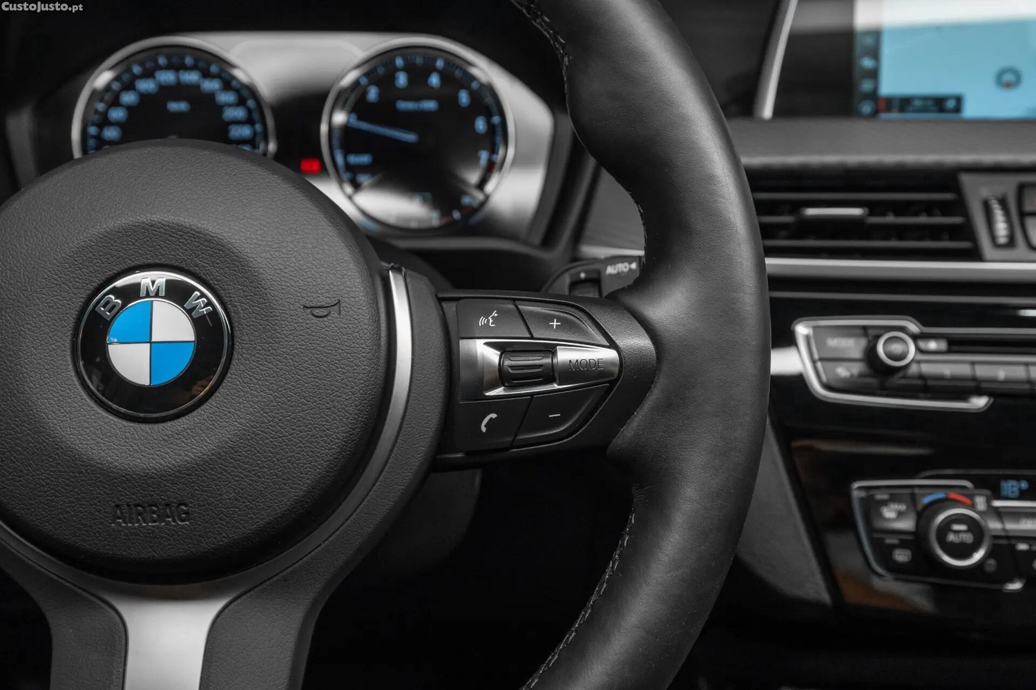 BMW X2 18 i sDrive Auto Pack M — fotografia 15
