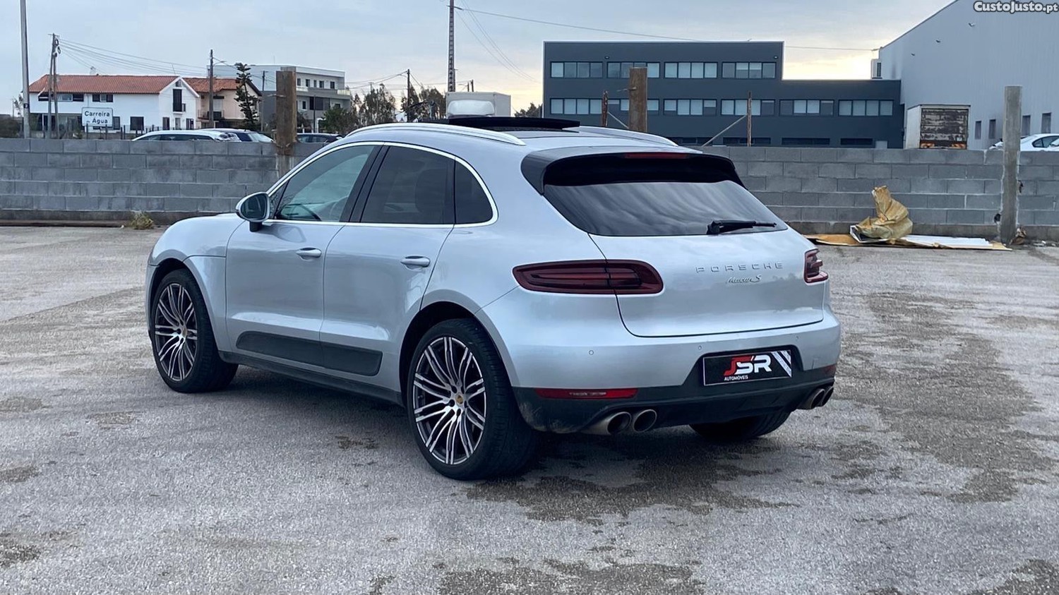 Porsche Macan S — photo 3