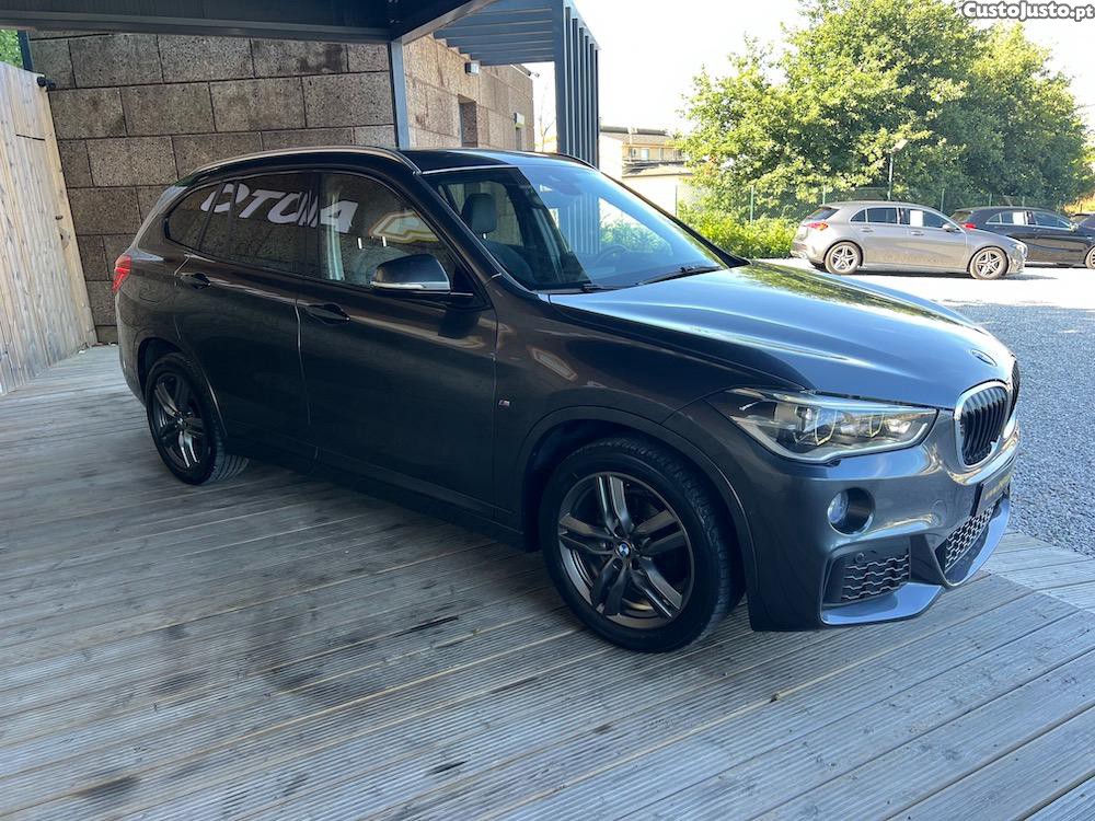 BMW X1 Sdrive16d Pack M Nacional — fotografia 16