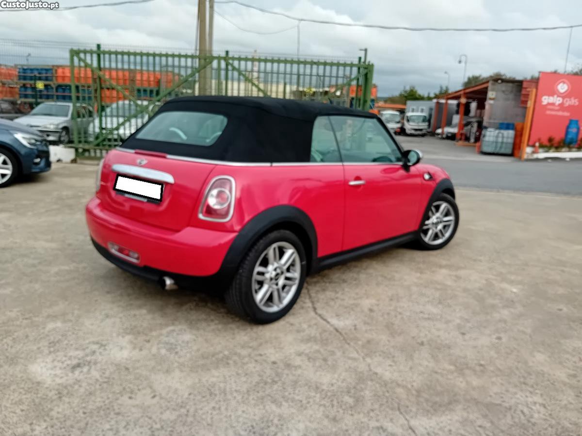 MINI Cooper D Cabrio — fotografia 6
