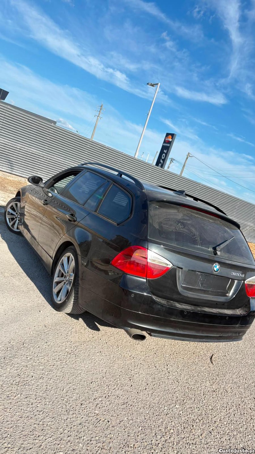 BMW 320 D 177CV 2007 — fotografia 4