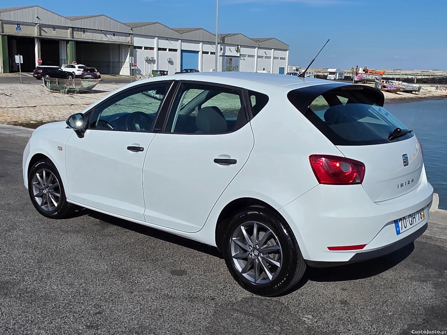 SEAT Ibiza 1.2 Tdi i-Tech — fotografia 9