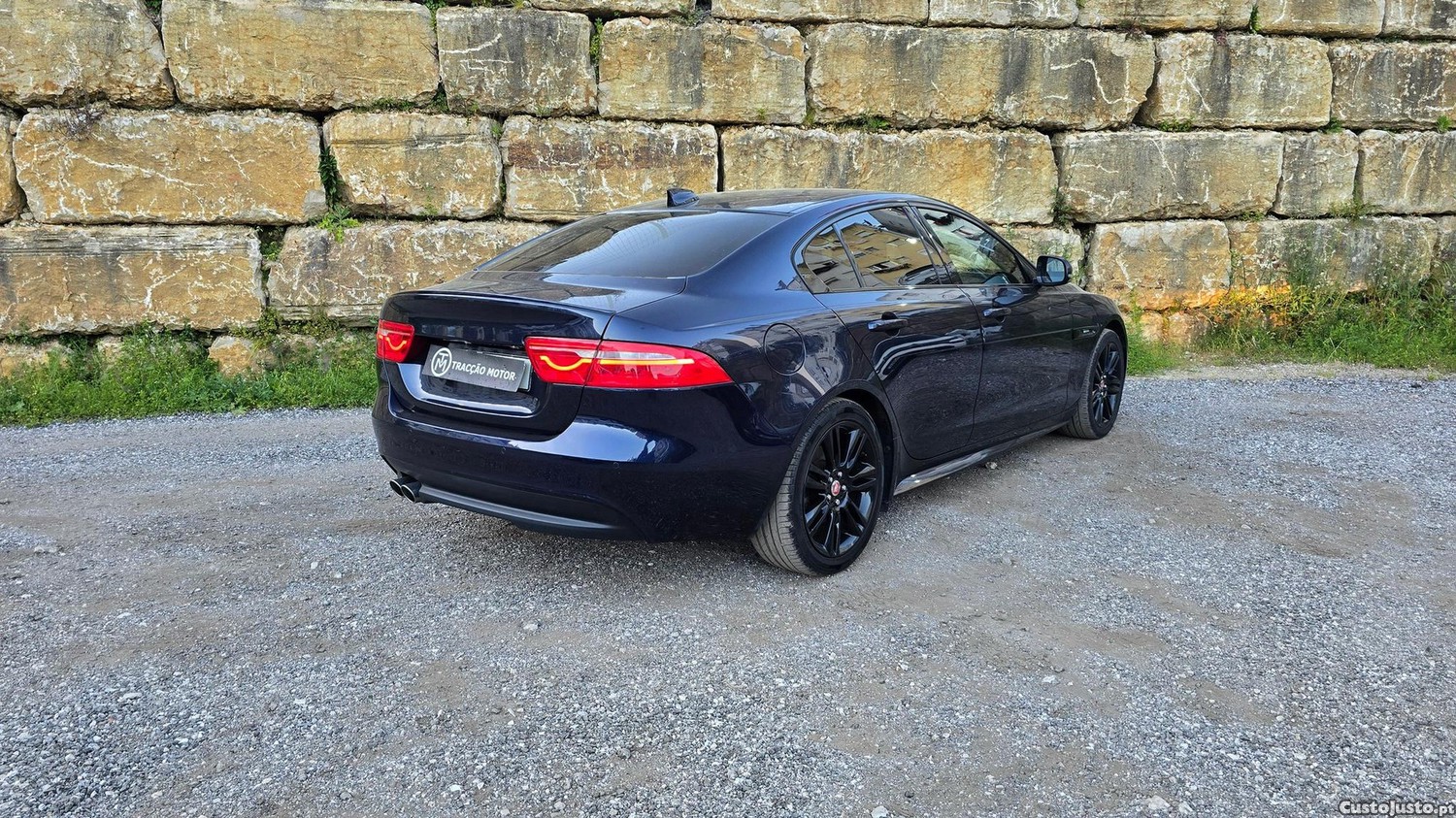 Jaguar XE 2.0 D R-Sport — fotografia 29