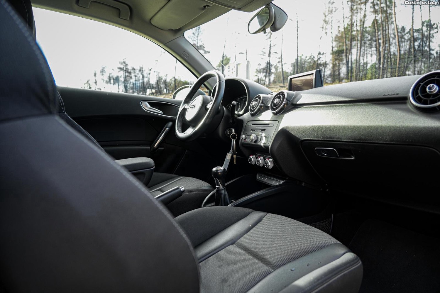 Audi A1 TFSi — fotografia 4
