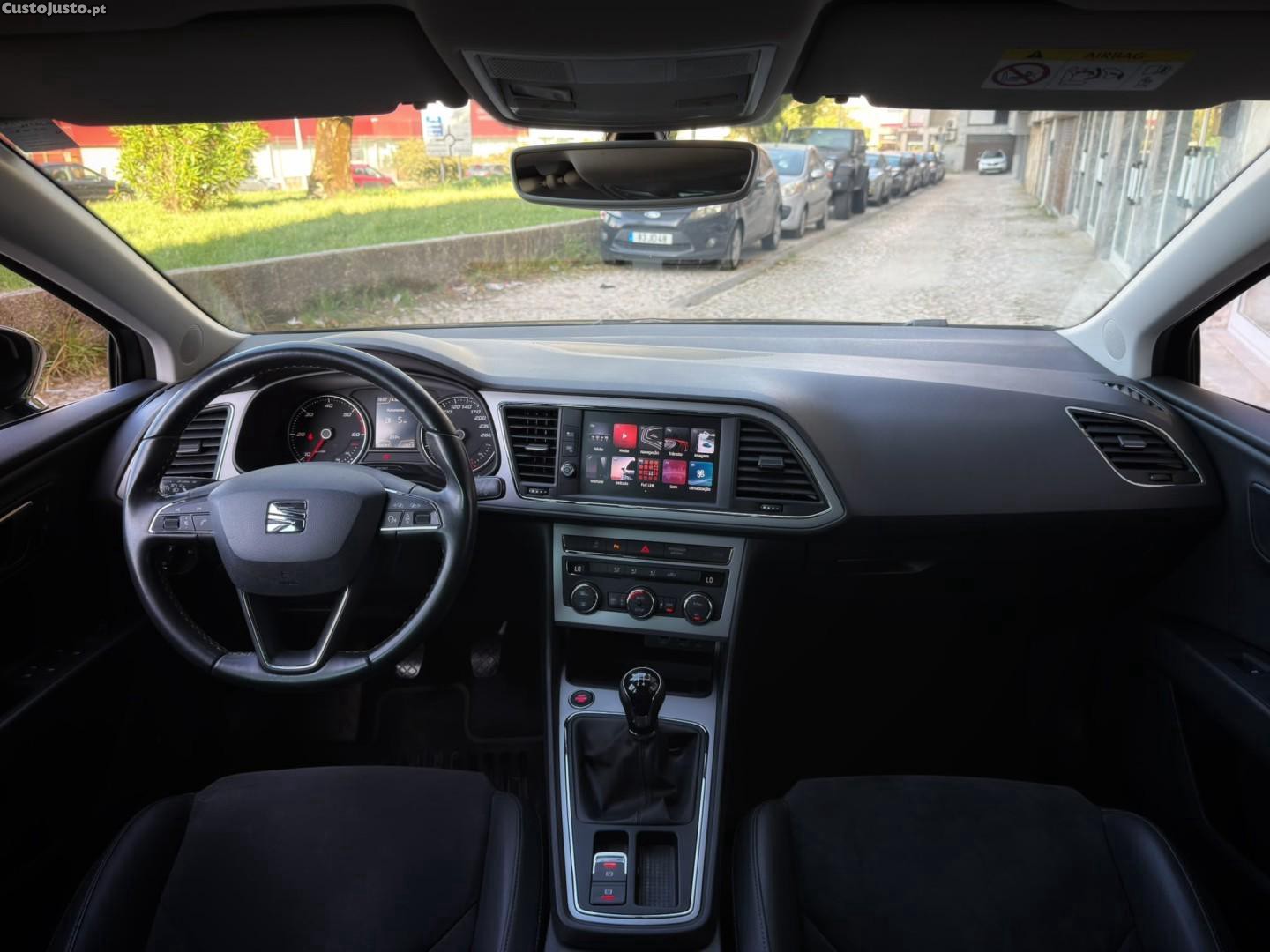 SEAT Leon 1.6 TDI Style S/S — fotografia 23