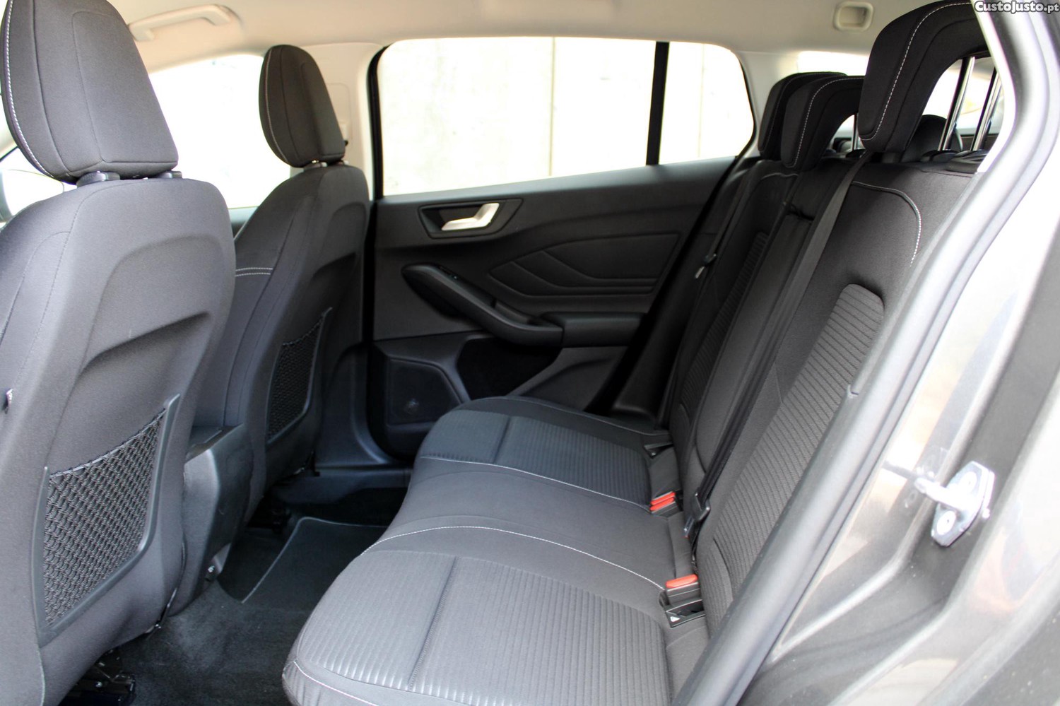 Ford Focus SW Titanium — fotografia 9