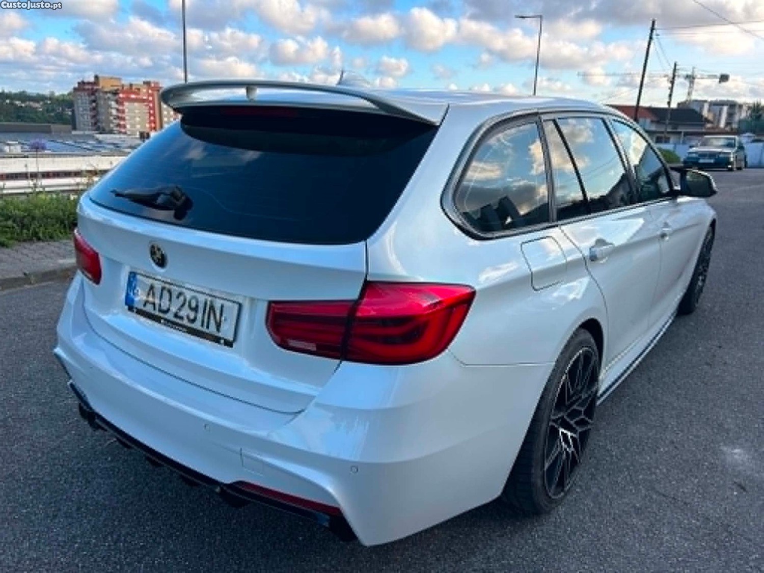 BMW 318 D Pack M Performance — photo 4
