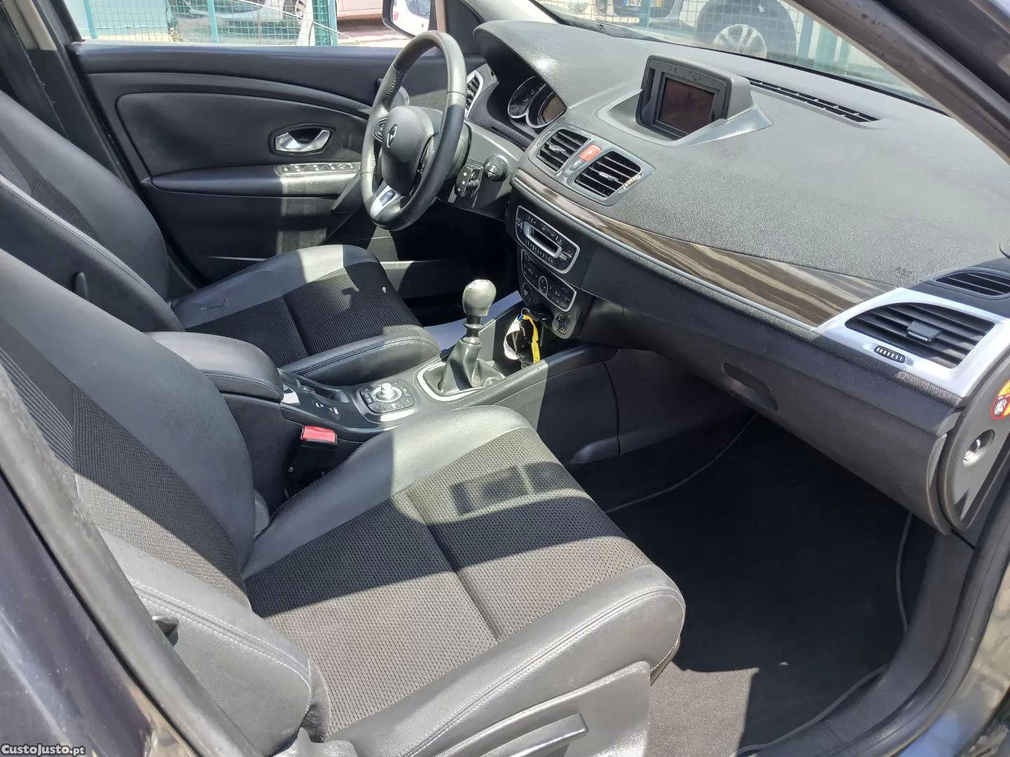 Renault Mégane 1.5 dci luxe — fotografia 3