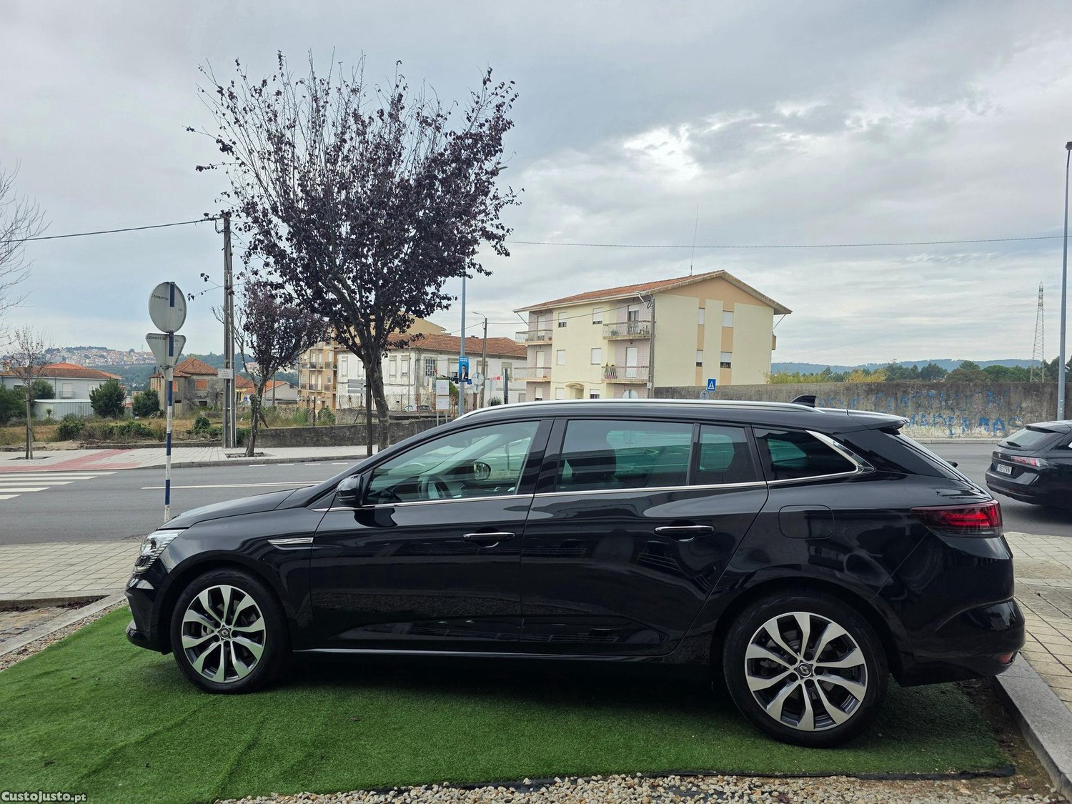 Renault Mégane Sport Tourer 1.6 E-Tech Plug In Hybrid — fotografia 25