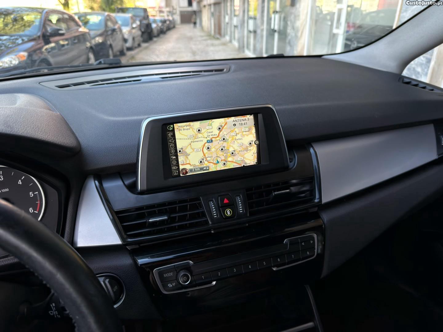 BMW 216 Gran Tourer d 7L Advantage — fotografia 7