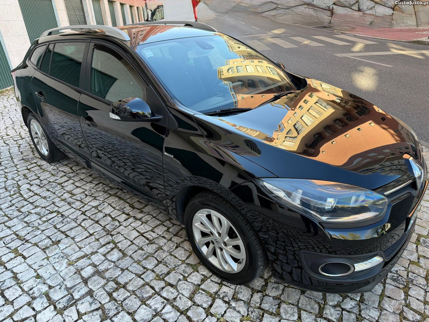 Renault Mégane Sport Tourer 1.5 dCi Dynamique S SS — fotografia 5