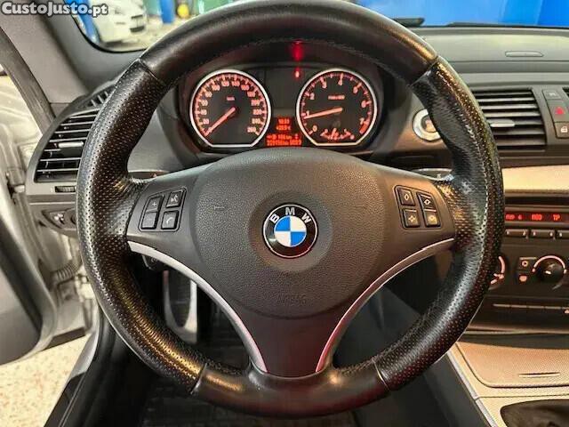 BMW 120 i — fotografia 5