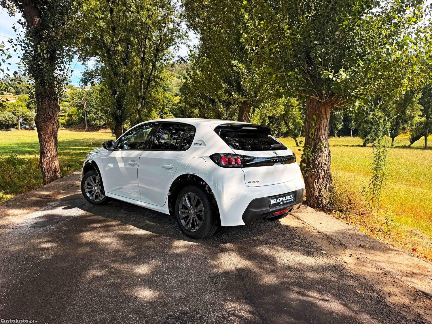 Peugeot 208 50 kWh Style — fotografia 18