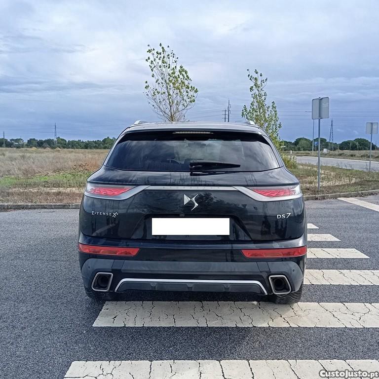 DS 7 7 300 cv 4x4Eat8 E-Tense Hybrid PHEV RIVOLI 1 DONO — fotografia 9