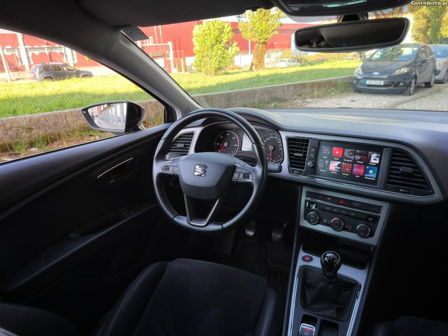 SEAT Leon 1.6 TDI Style S/S — fotografia 7