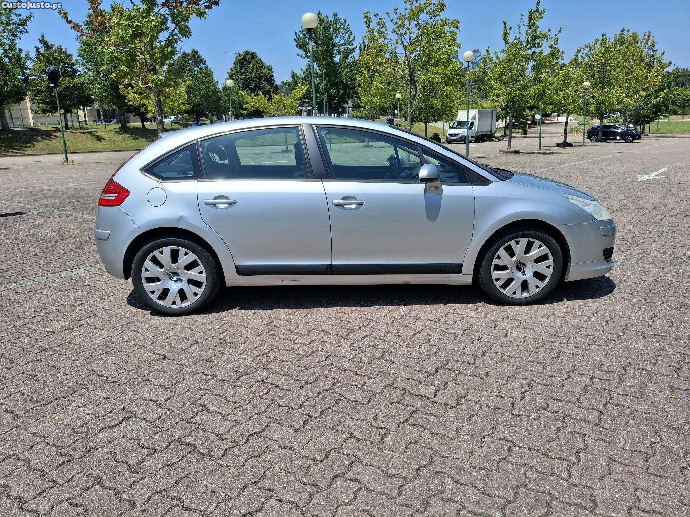 Citroën C4 1.6 HDI 110CV — fotografia 7