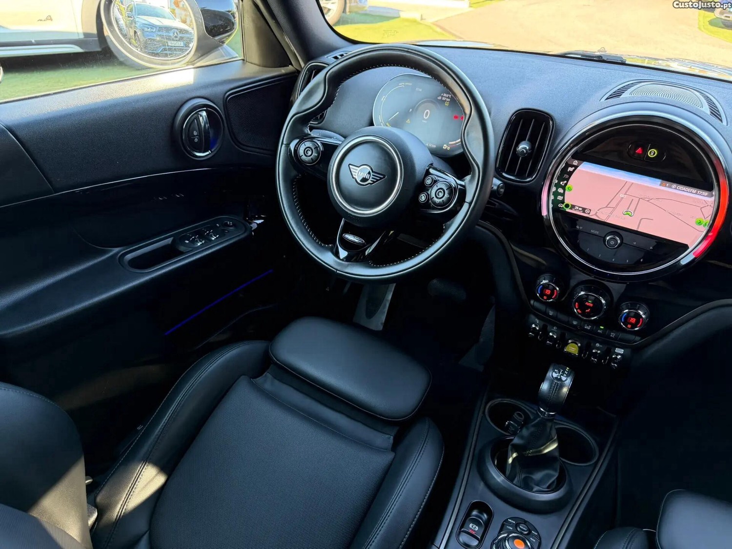 MINI Countryman Cooper SE ALL4 Auto — fotografia 12